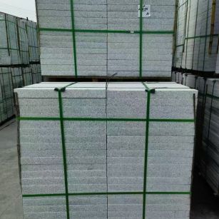 昭通 芝麻白火烧，园林广场市政工程地铺石，1.8~5.0厚均有现货