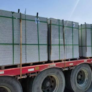 昭通芝麻白花岗岩出货日常地铺石