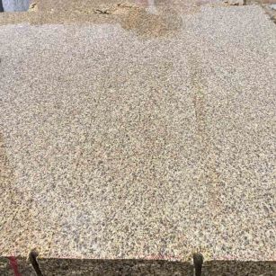 昭通 黄金麻花岗岩石材方料