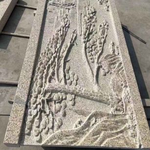 昭通 黄金麻雕刻板浮雕迎客松