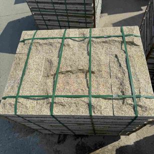 昭通 黄金麻花岗岩石材自然面蘑菇石成品