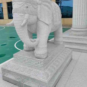 昭通 白麻花岗岩动物异形石雕-大象