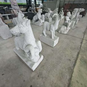 昭通 芝麻白花岗岩造型立体雕刻——十二生肖