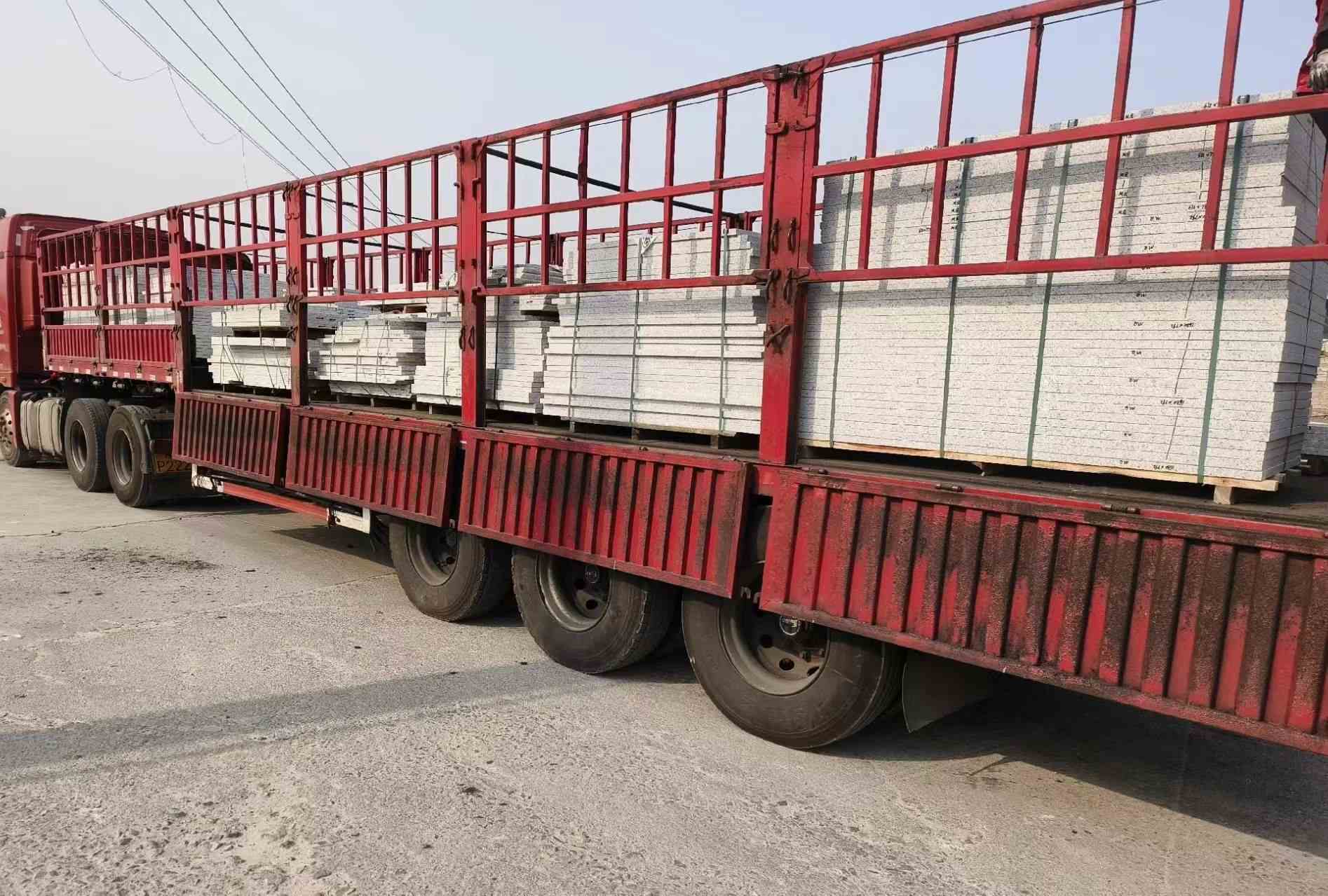 昭通 白麻荔枝面外墙干挂，工厂装车日常