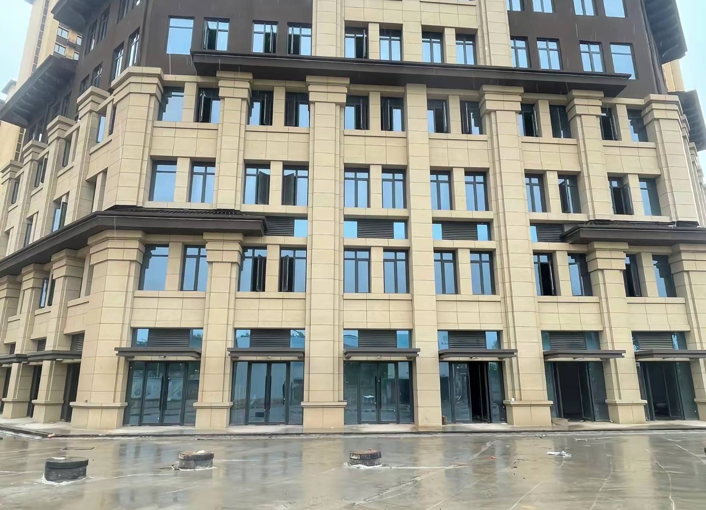 昭通 黄金麻花岗岩荔枝面小区外墙干挂