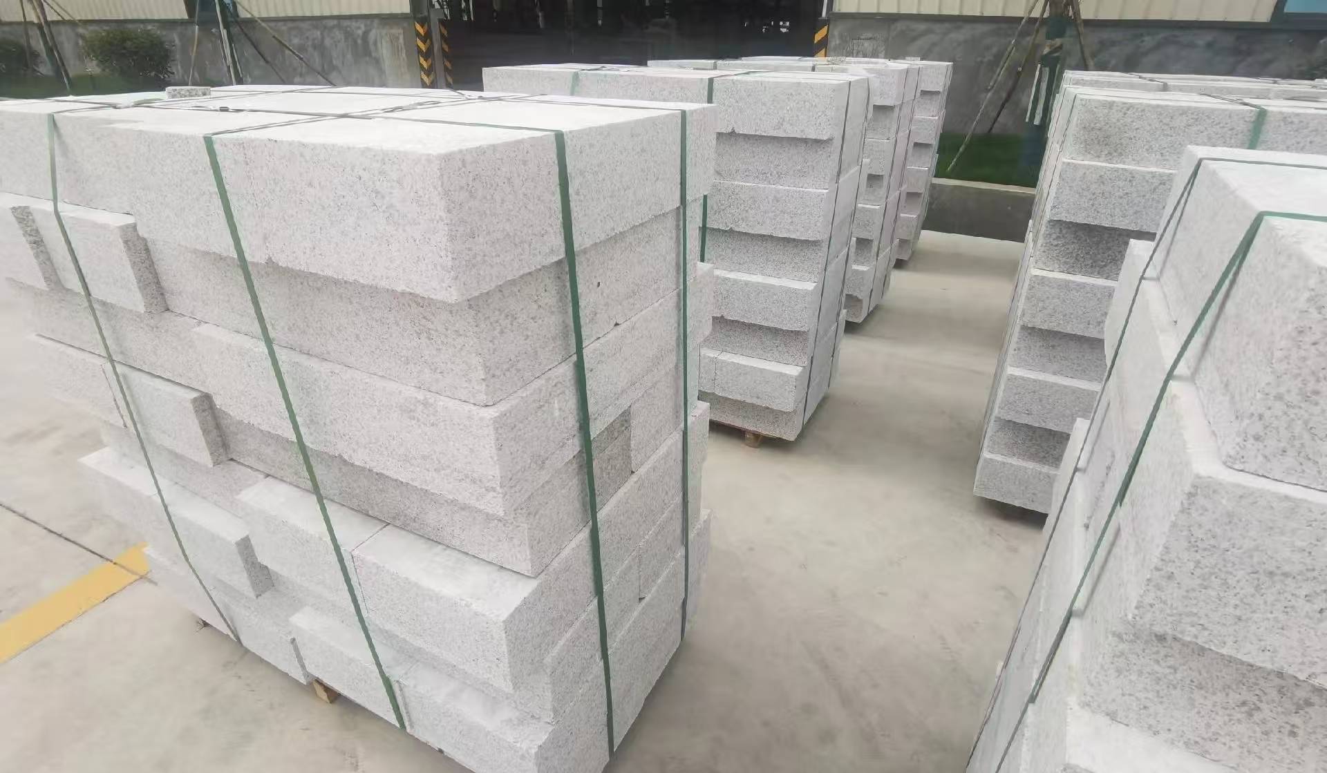 昭通 白麻花岗岩路沿石，立缘石，平缘石，路牙石，道牙石，马路牙子等