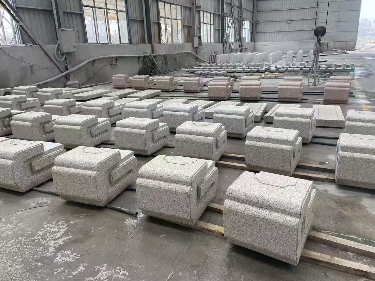 昭通 白麻花岗岩异形加工-石凳，坐凳