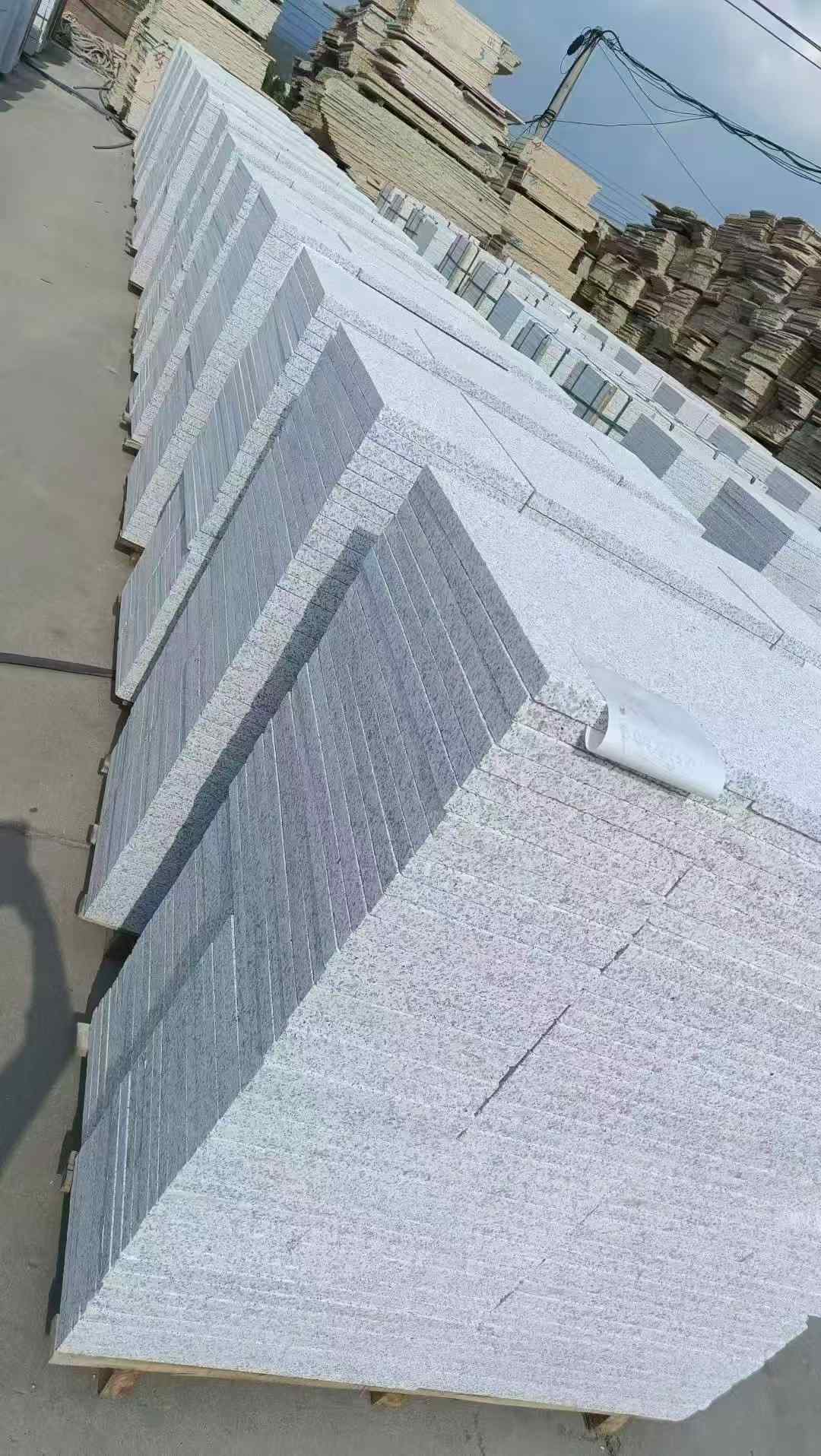 昭通 白麻荔枝面花岗岩地铺石