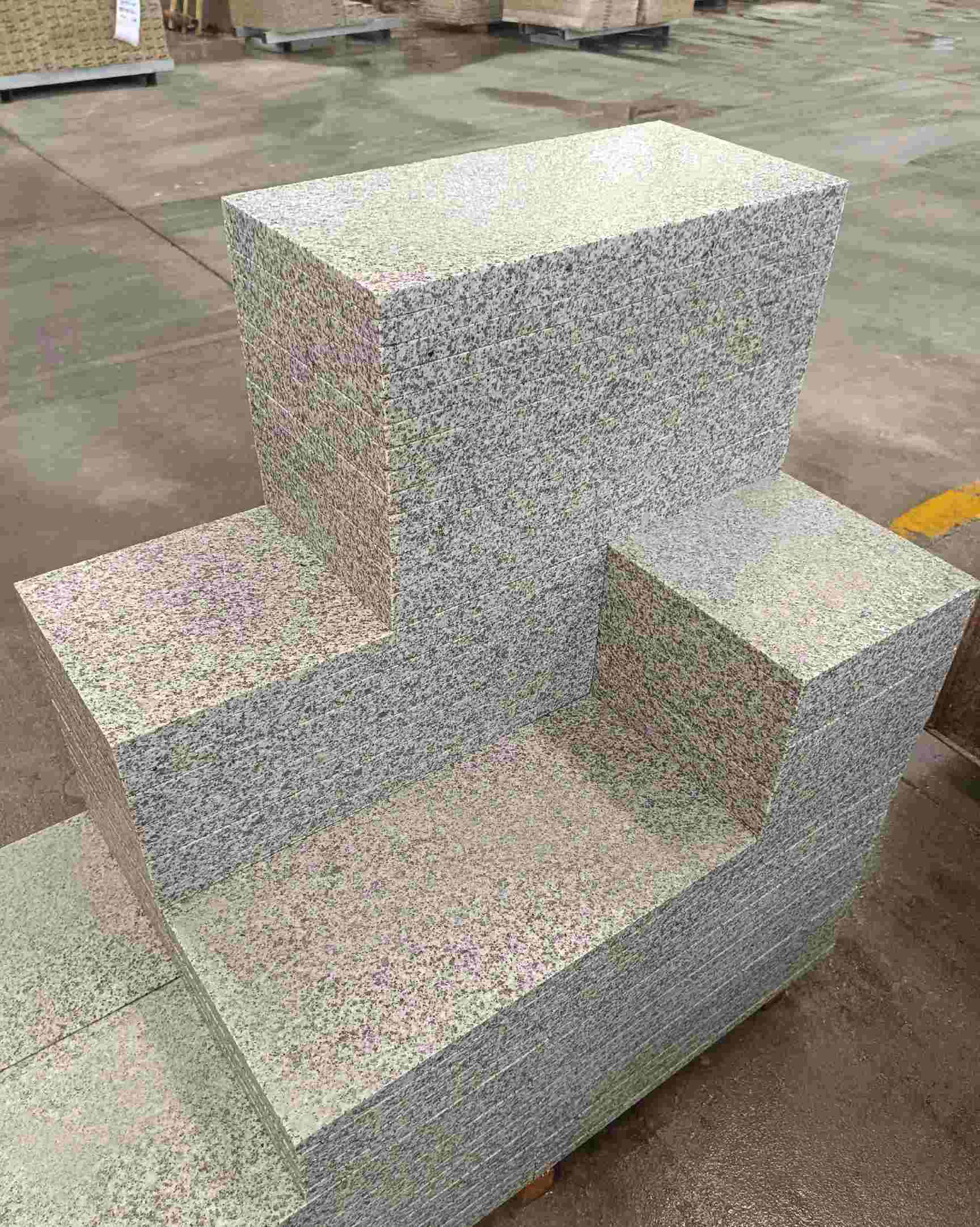 昭通 白麻花岗岩荔枝面地铺石