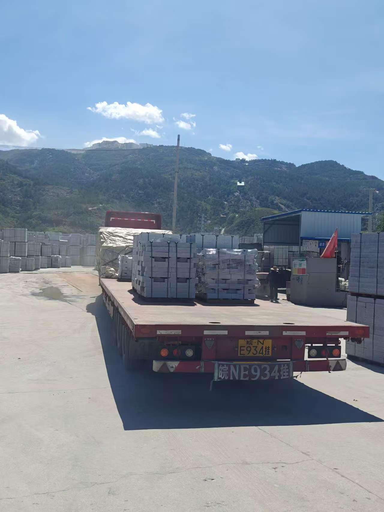 昭通 芝麻白仿形路沿石，直形路沿石